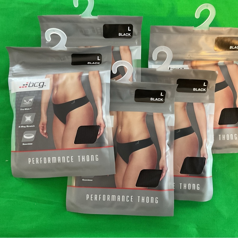 BLACK PERFORMANCE THONGS SIZE LARGE